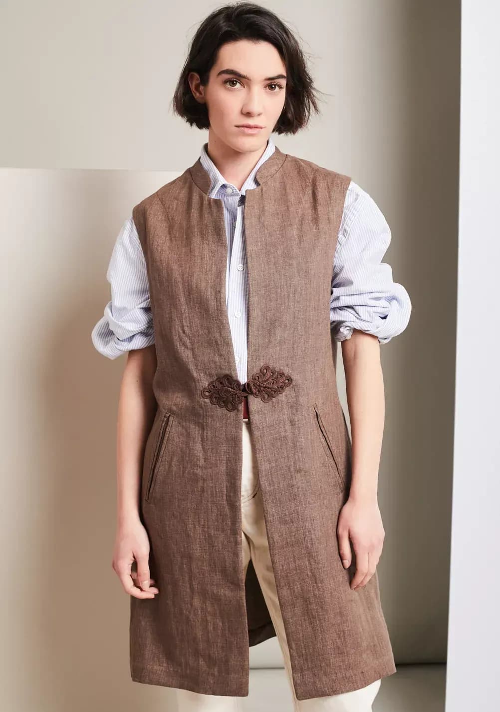 OTTAVIA LONG BROWN LINEN VEST